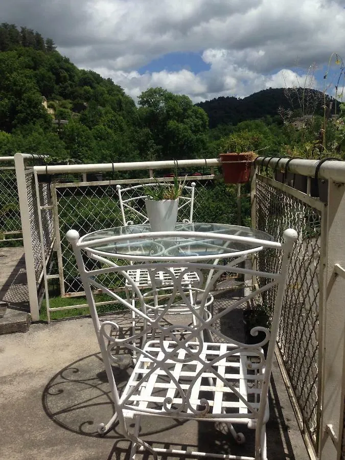 La Maison Sur La Riviere Vabre Bed & Breakfast