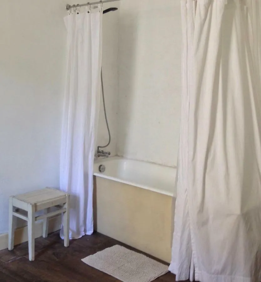 La Maison sur La Rivière Vabre Couette-café